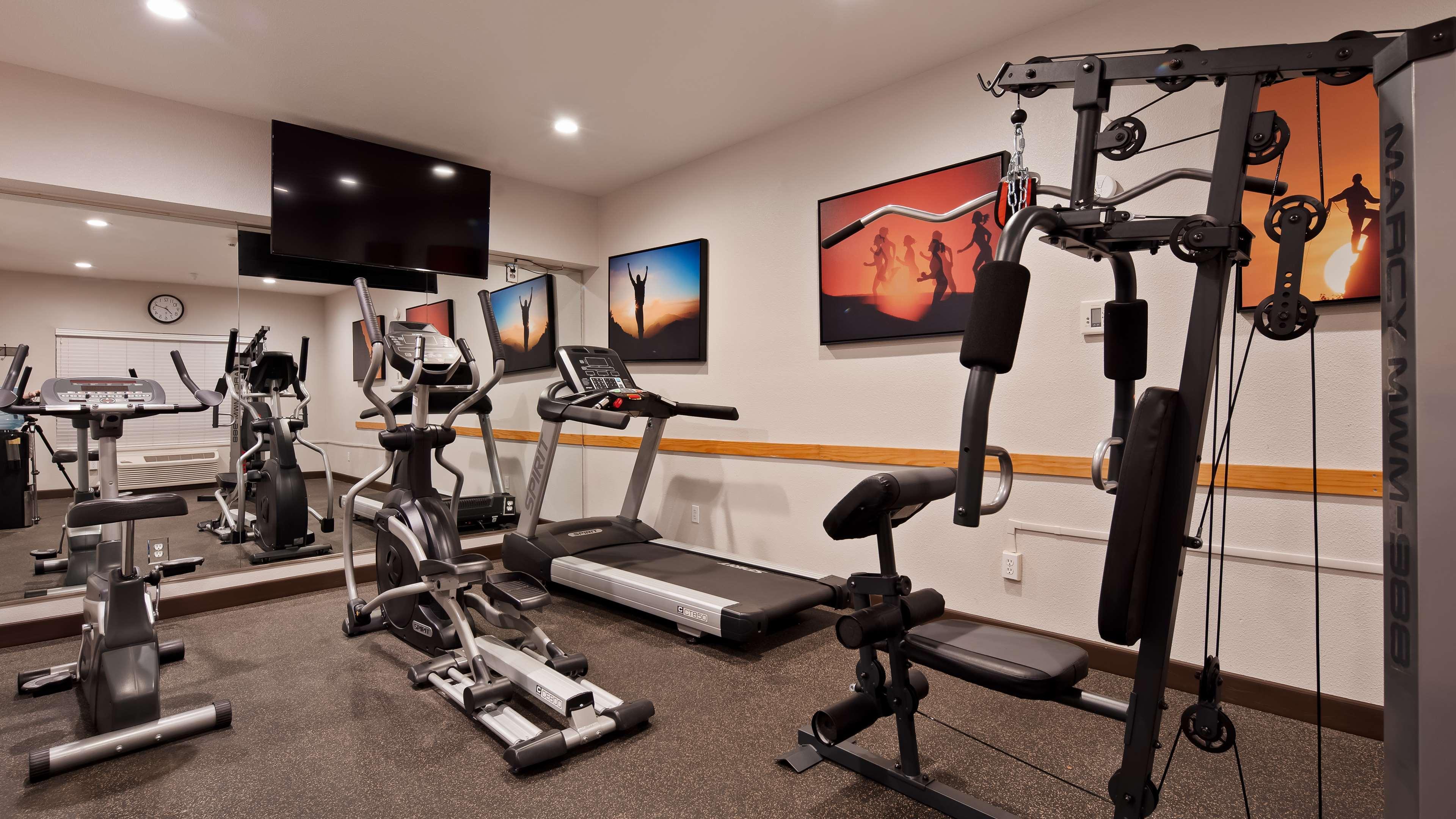Best Western Plus Villa Del Lago Inn Patterson Bagian luar foto