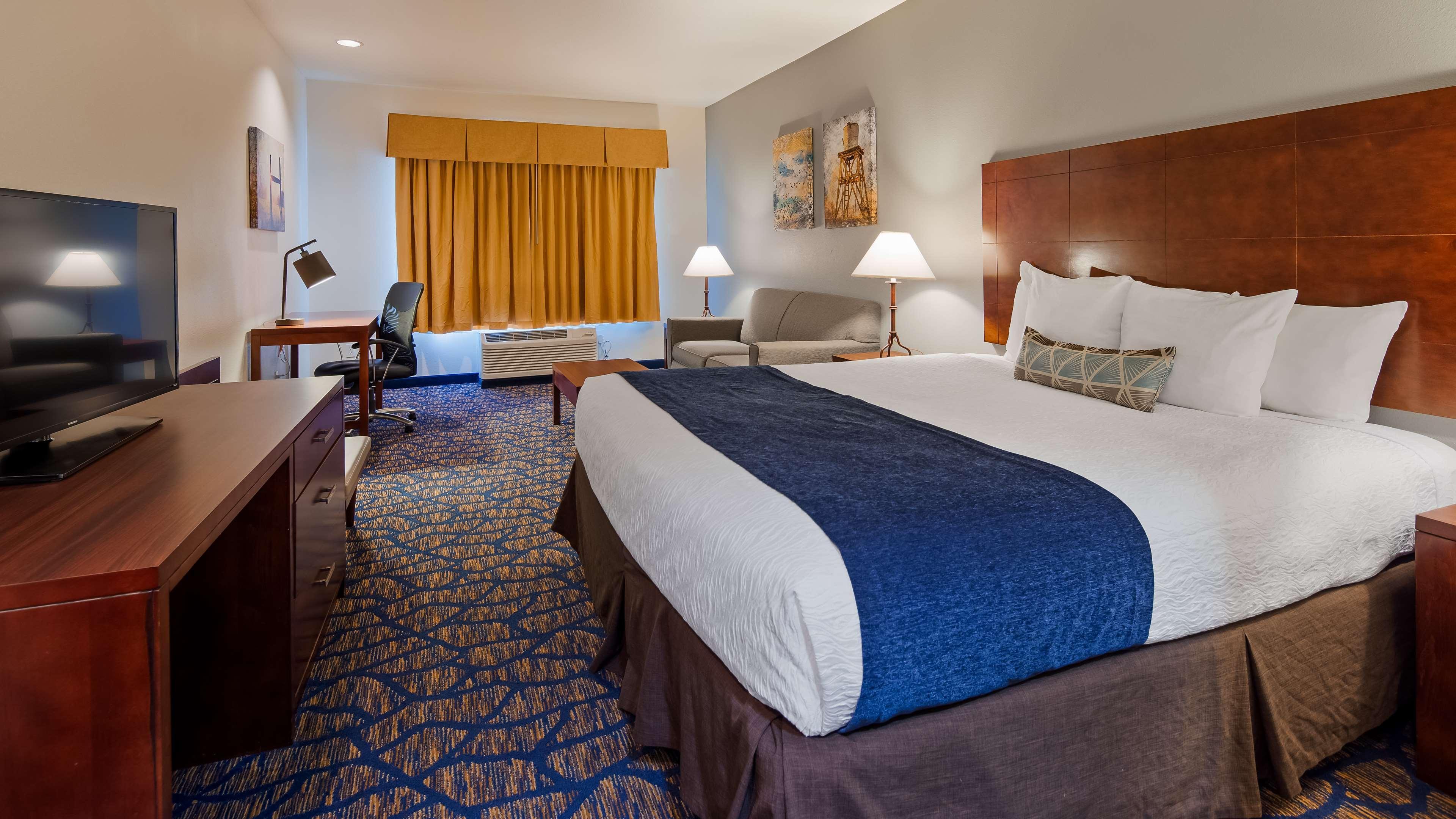 Best Western Plus Villa Del Lago Inn Patterson Bagian luar foto
